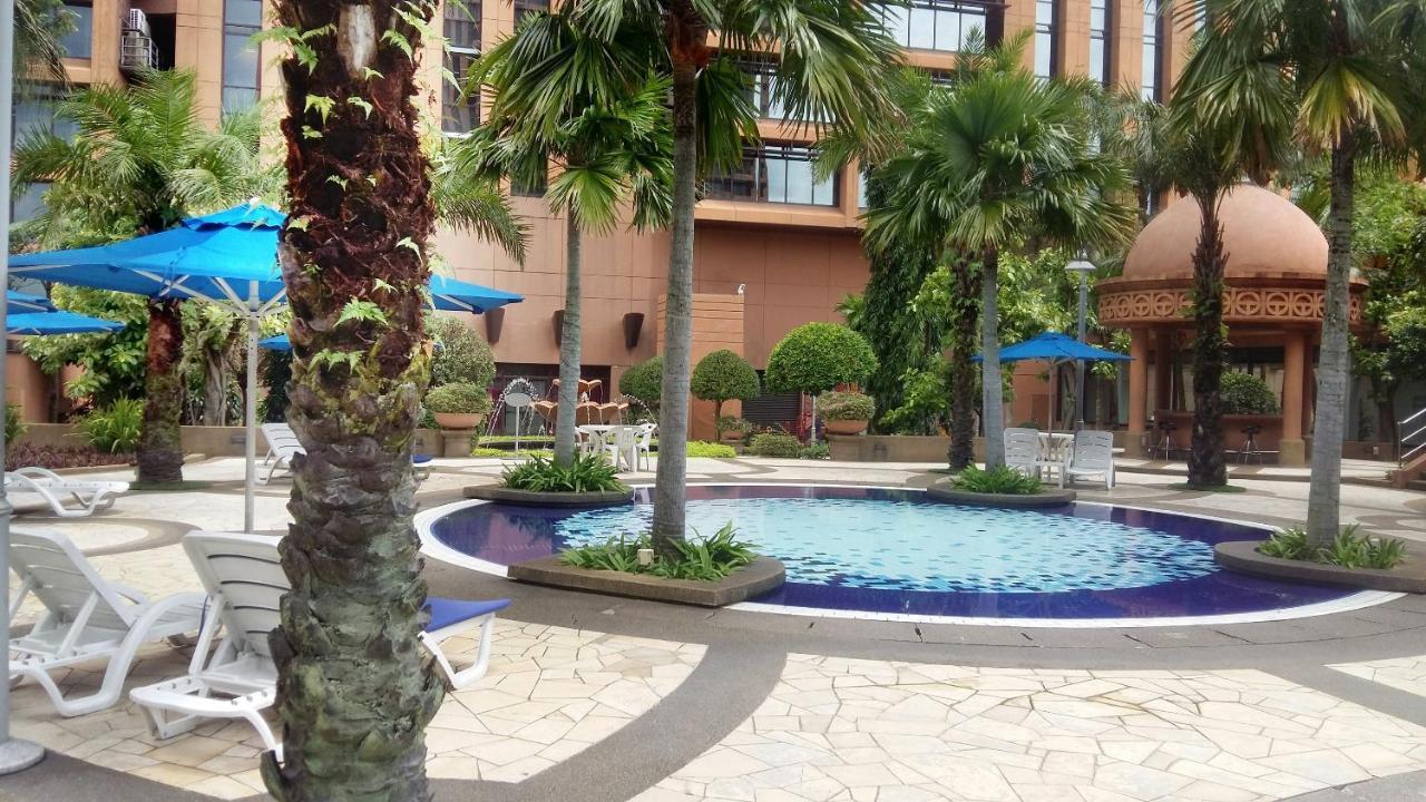 Grand Millennium At Berjaya Times Square Kl Aparthotel 4*